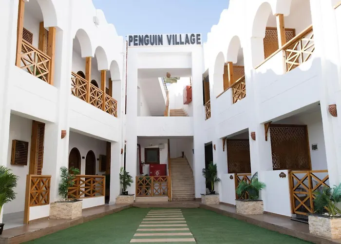 Hotel Penguin Village