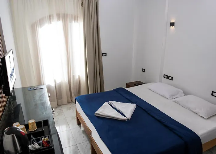 Penguin Village 3*