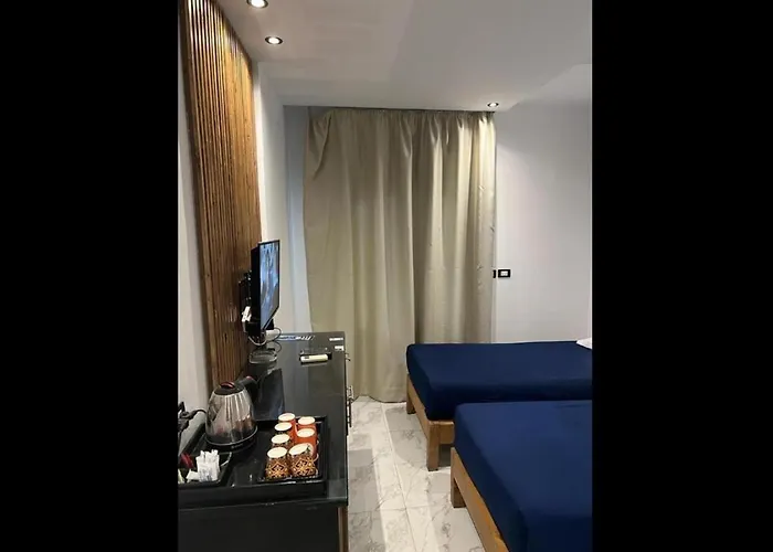 Hotel Penguin Village 3*