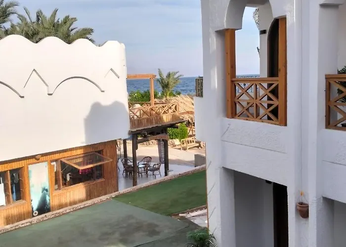 Penguin Village Hotel Dahab