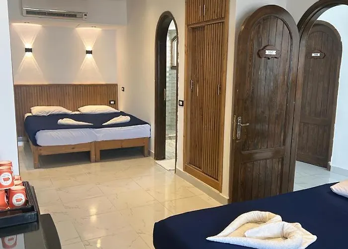 Penguin Village 3*