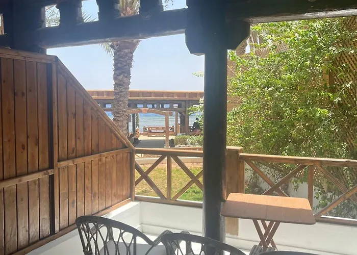 Penguin Village Отель