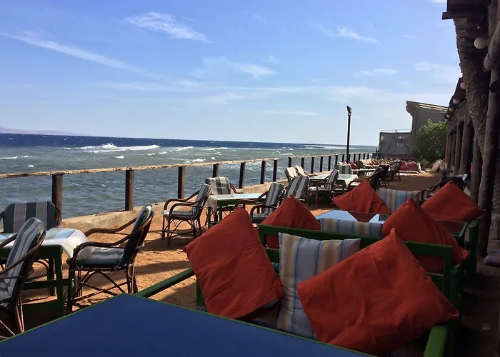 Отель Penguin Village 3*